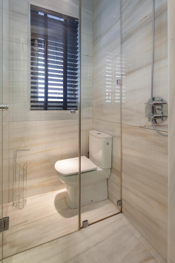 Elegante Apartamento Plaza Constitucion Málaga Exteriör bild