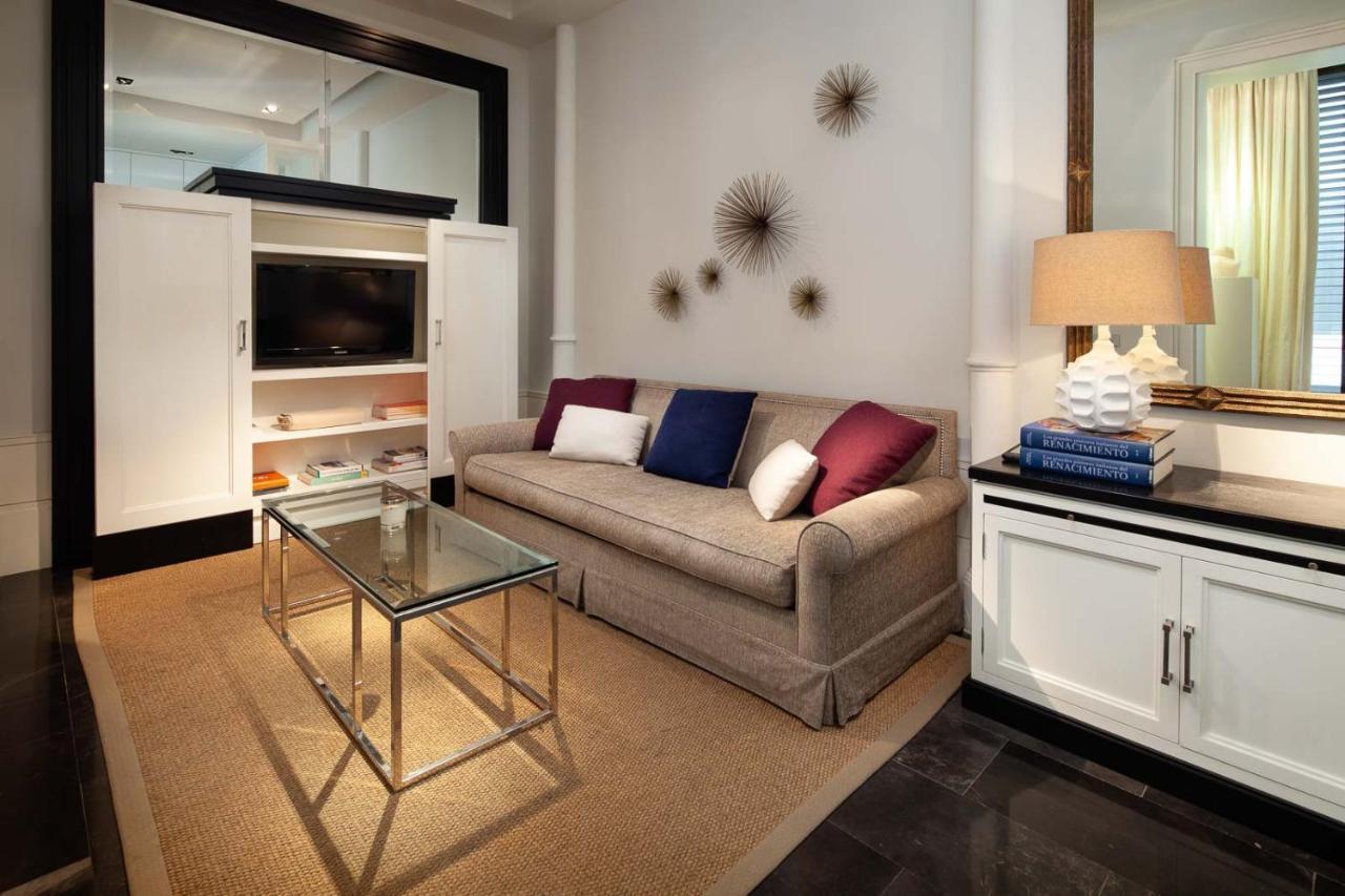 Elegante Apartamento Plaza Constitucion Málaga Exteriör bild